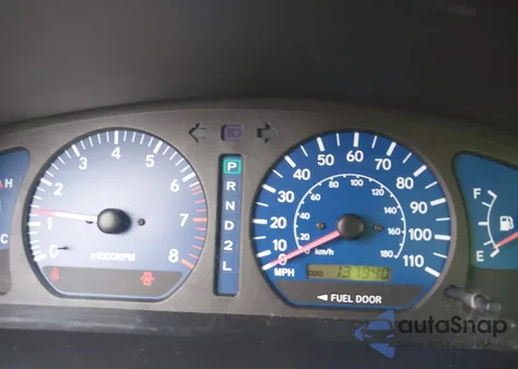 2001 Toyota Sienna Xle from USA, damaged, VIN 4T3ZF13C31U364461